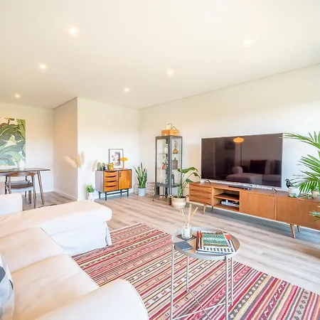 Guestready - Quiet Escape With Balcony In Lejlighed