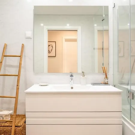 Guestready - Quiet Escape With Balcony In Lejlighed *